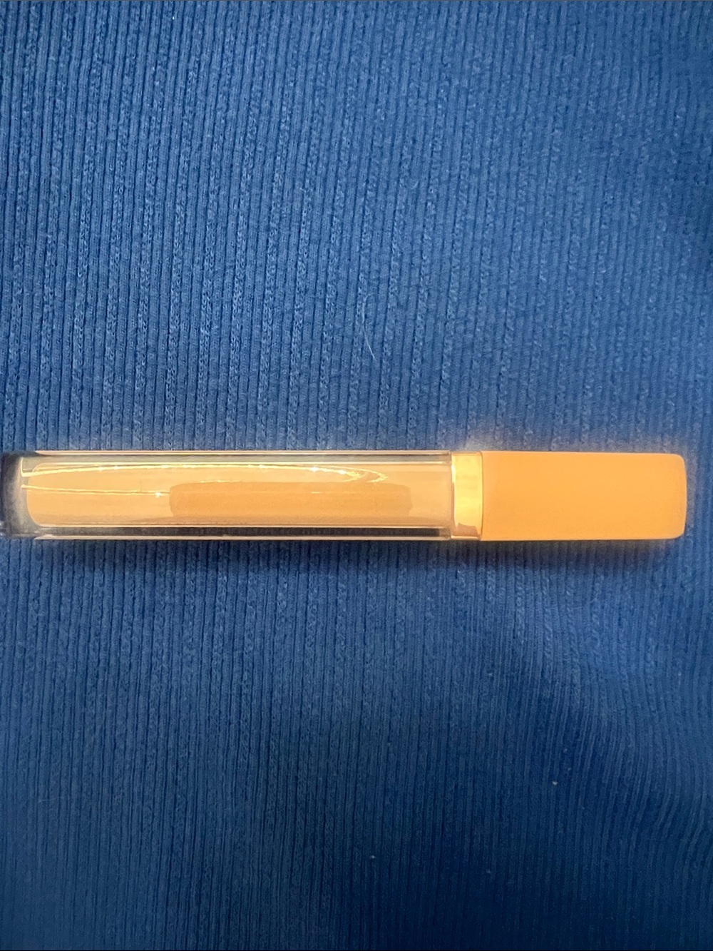 New Natasha Denona Concealer. Color Med. - Picture 2 of 2